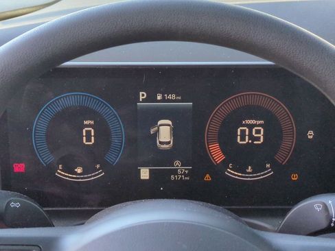 Certified 2025 Hyundai Tucson SE image 16