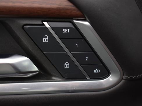 Used 2024 GMC Sierra 1500 Denali Ultimate image 13