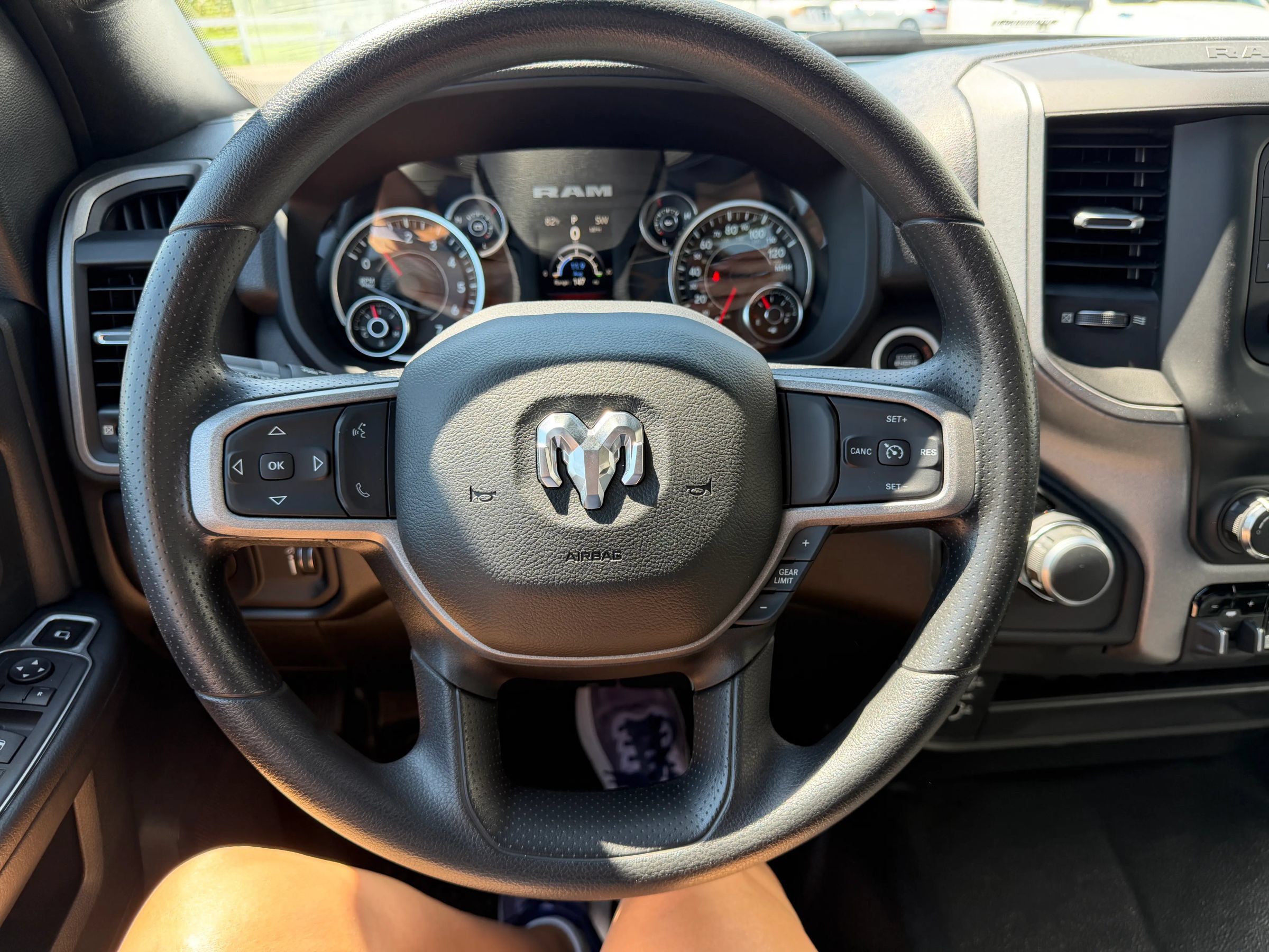 Used 2024 RAM 3500 Tradesman AWD/4WD image 17