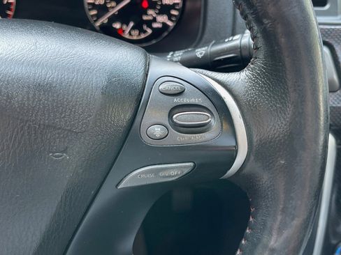 Used 2019 Nissan Pathfinder SL image 46