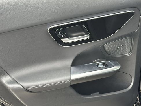 Certified 2025 Mercedes-Benz C 300 4MATIC Sedan image 25
