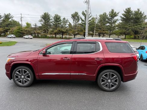 Used 2017 GMC Acadia Denali w/ Technology Package AWD/4WD image 7
