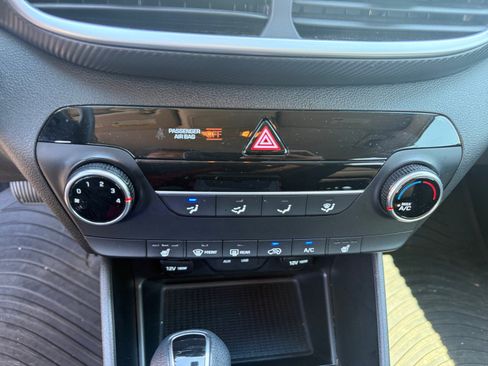 Used 2020 Hyundai Tucson Value AWD/4WD image 12
