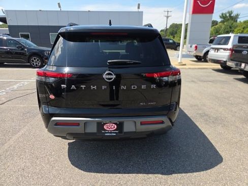 Used 2026 Nissan Pathfinder SL AWD/4WD image 6