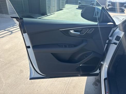 New 2026 Audi Q8 Premium Plus image 10