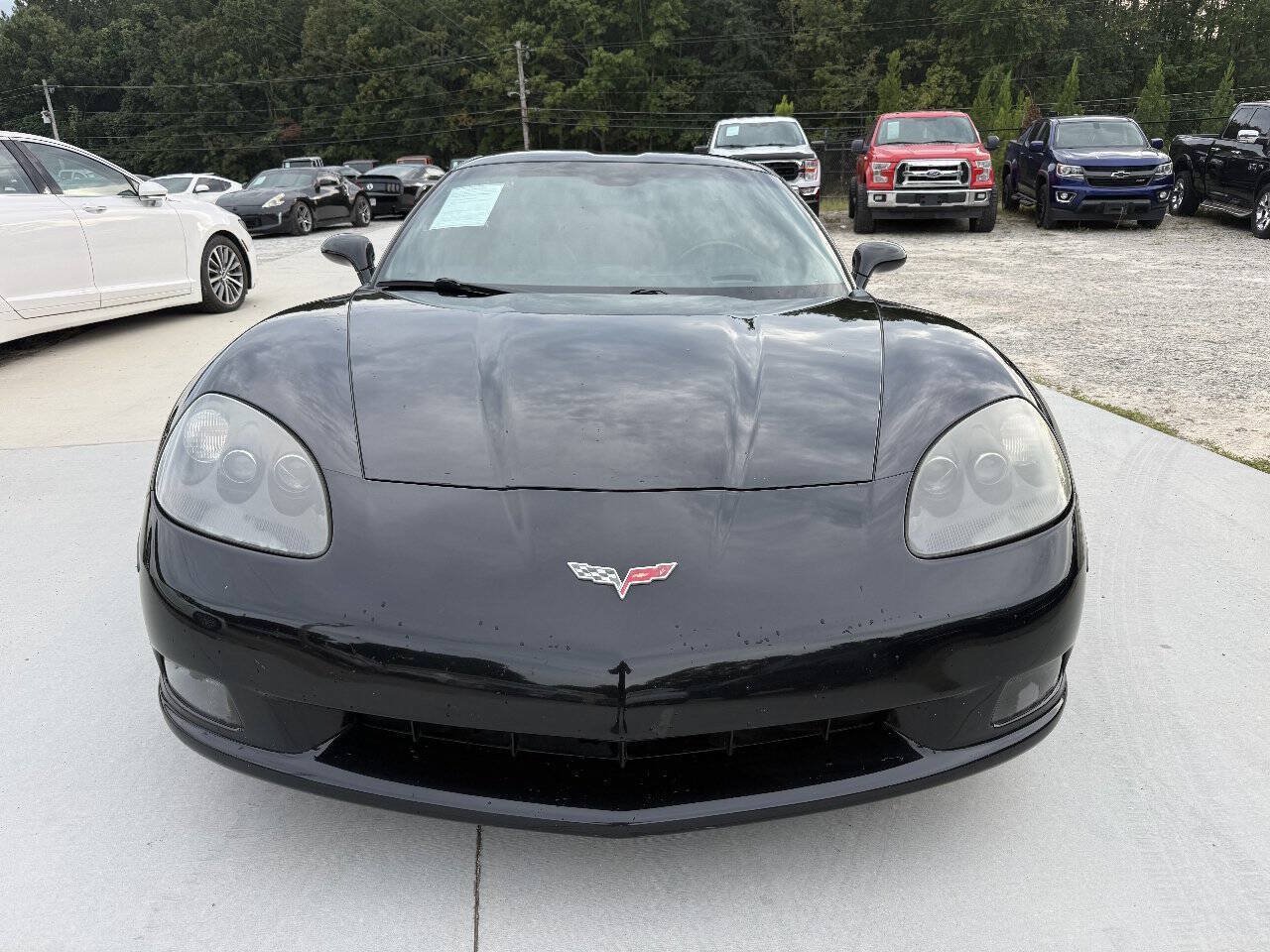 Used 2006 Chevrolet Corvette Coupe w/ Preferred Equipment Group RWD image 2