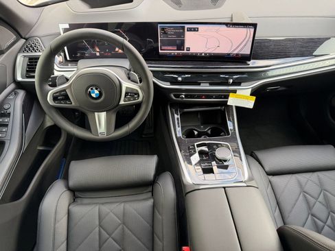 Used 2026 BMW X5 xDrive40i w/ M Sport Package AWD/4WD image 24