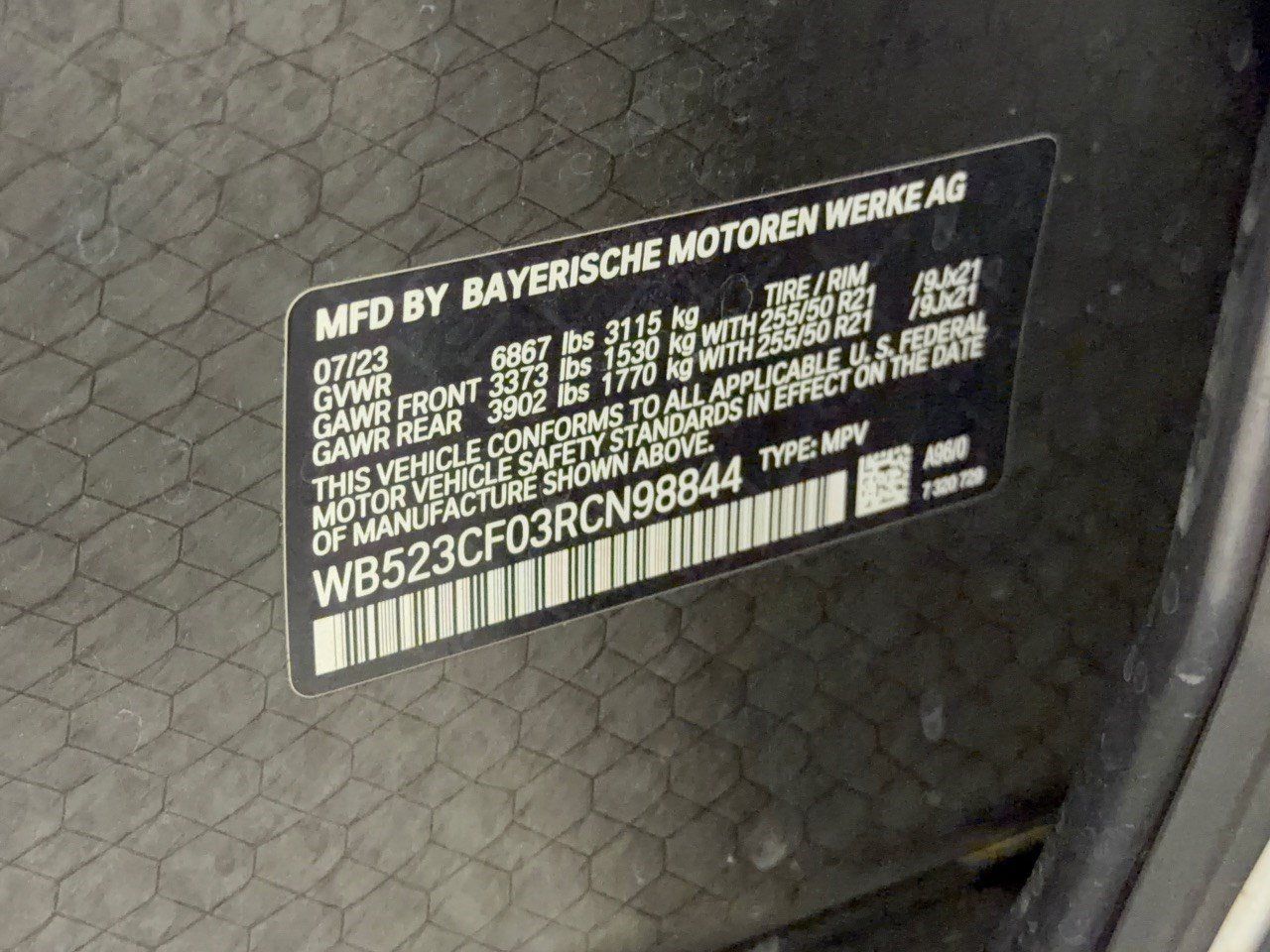 Certified 2024 BMW iX xDrive50 w/ Premium Package AWD/4WD image 31
