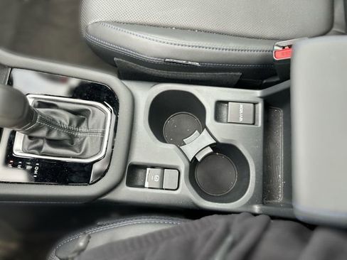 Used 2025 Subaru Forester Limited w/ Protection Package image 22