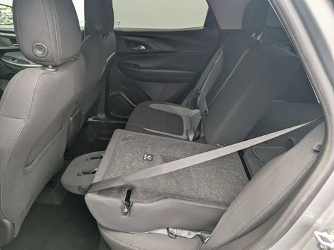 Used 2023 Chevrolet TrailBlazer LT FWD image 30