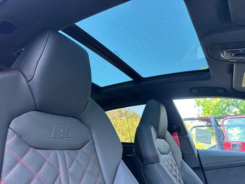 New 2026 Audi SQ8 Prestige AWD/4WD image 17
