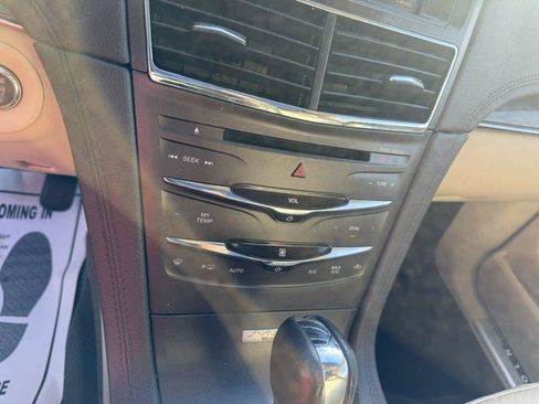 Used 2014 Lincoln MKT AWD w/ Equipment Group 201A image 10