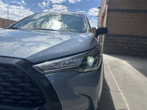 Used 2023 Toyota Corolla Cross L image 9