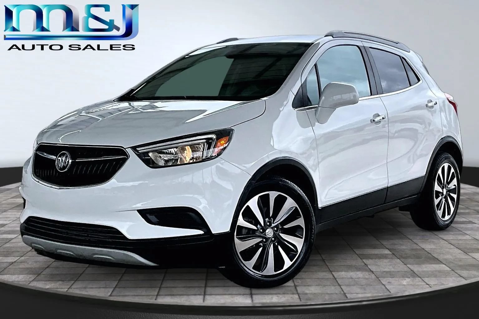 Used 2022 Buick Encore Preferred w/ Safety Package FWD image 1