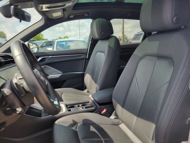 Used 2025 Audi Q3 2.0T Premium AWD/4WD image 12