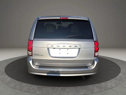 Used 2019 Dodge Grand Caravan GT FWD image 5