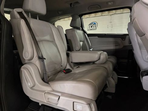 Used 2020 Honda Odyssey EX-L image 11