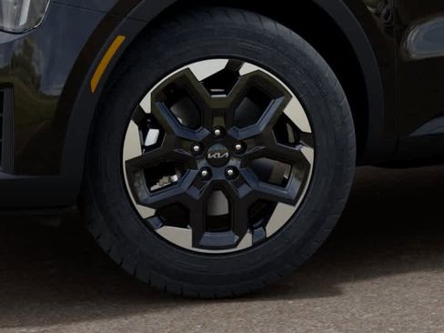 New 2026 Kia Sorento S FWD image 9