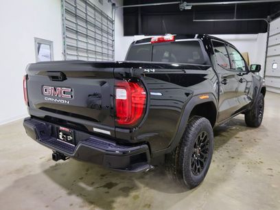 New 2026 GMC Canyon Elevation w/ Convenience Package