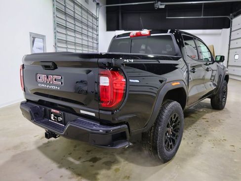 New 2026 GMC Canyon Elevation w/ Convenience Package image 3
