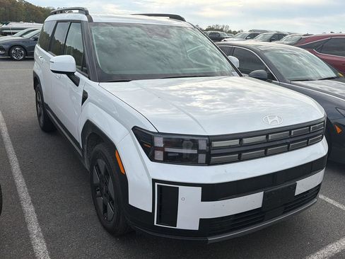 Used 2026 Hyundai Santa Fe SEL image 5