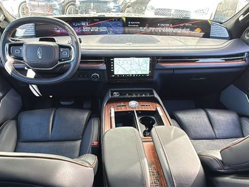 New 2025 Lincoln Navigator L Black Label image 23