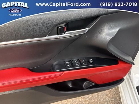 Used 2020 Toyota Camry XSE image 20