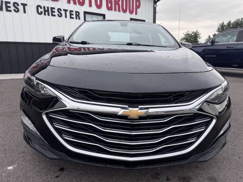 Used 2020 Chevrolet Malibu LT FWD image 2