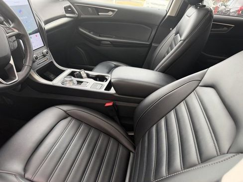 Used 2022 Ford Edge SEL w/ Convenience Package image 21