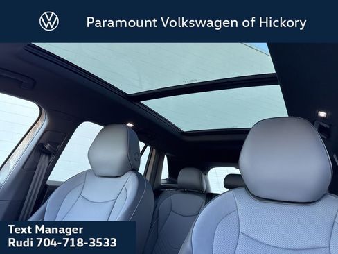 New 2026 Volkswagen Tiguan SE R-Line AWD/4WD image 33