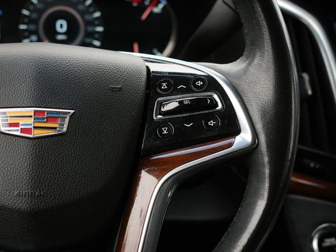 Used 2020 Cadillac Escalade 4WD image 19