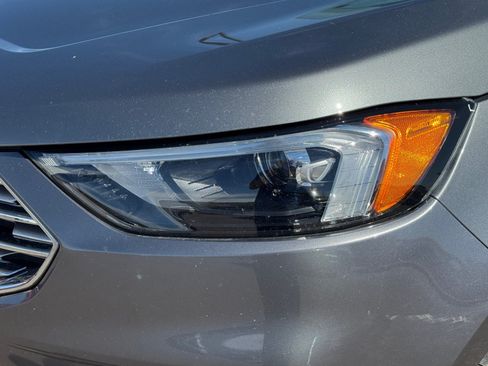 Used 2022 Ford Edge SEL AWD/4WD image 10