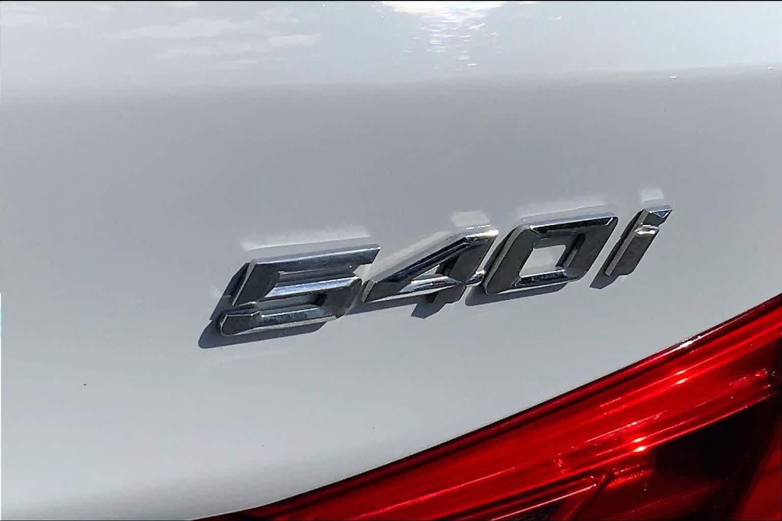 Used 2020 BMW 540i xDrive w/ Executive Package AWD/4WD image 29