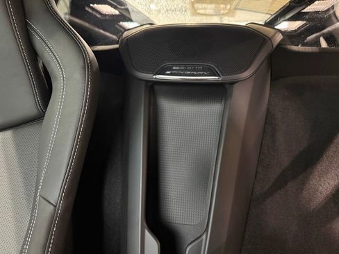 Used 2025 Chevrolet Corvette Stingray Coupe w/ 1LT RWD image 24