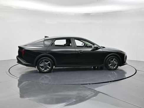 Used 2025 Kia K4 FWD image 2