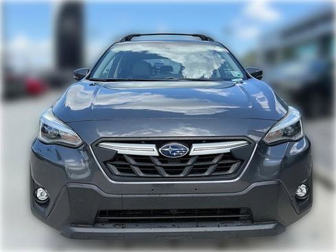 Used 2021 Subaru Crosstrek 2.5i Limited w/ Moonroof Package 1 AWD/4WD image 2