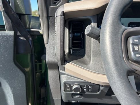 Used 2024 Ford Bronco Wildtrak image 25