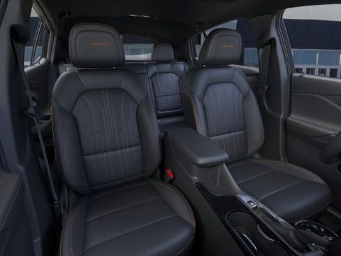 New 2025 Buick Envista Avenir image 16