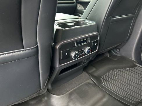 Used 2023 Ford Expedition Platinum image 33
