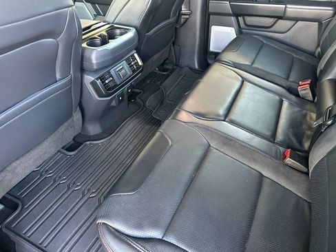 Used 2025 Ford F150 Raptor AWD/4WD image 15