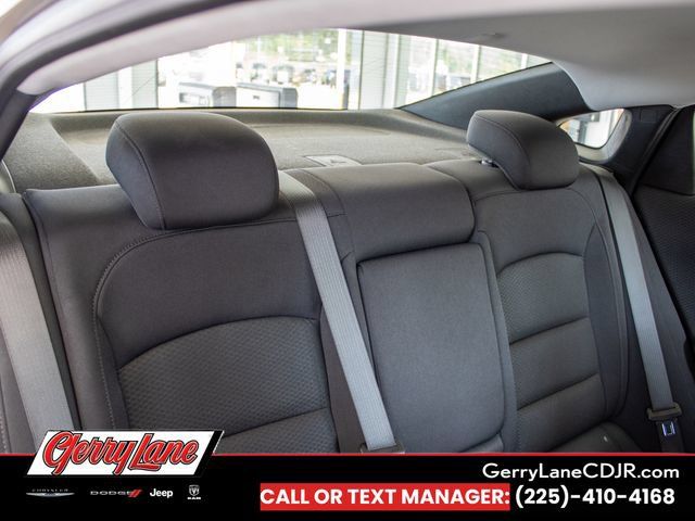 Used 2024 Chevrolet Malibu LT FWD image 16