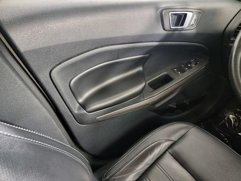 Used 2020 Ford EcoSport Titanium FWD image 30