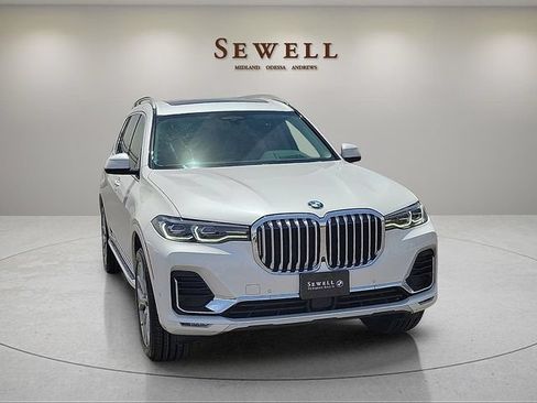 Used 2021 BMW X7 xDrive40i w/ Premium Package 2 AWD/4WD image 7
