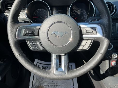 Used 2015 Ford Mustang Coupe image 31