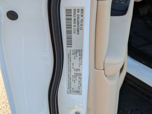 New 2026 Jeep Grand Cherokee Limited RWD image 30