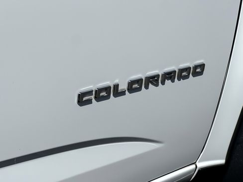 Used 2022 Chevrolet Colorado W/T w/ WT Convenience Package image 24