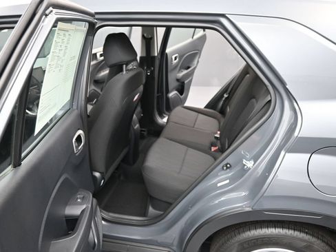 Certified 2026 Hyundai Venue SE FWD image 11