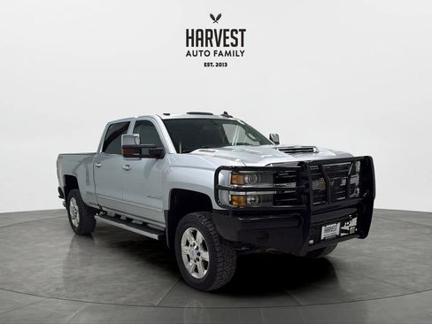 Used 2019 Chevrolet Silverado 2500 LTZ w/ Duramax Plus Package image 10