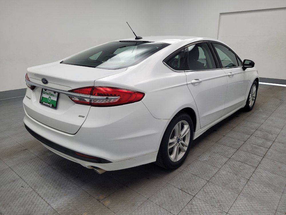 Used 2018 Ford Fusion SE FWD image 9
