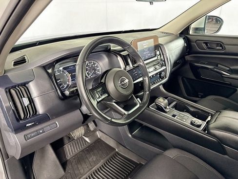 Certified 2023 Nissan Pathfinder SV AWD/4WD image 9